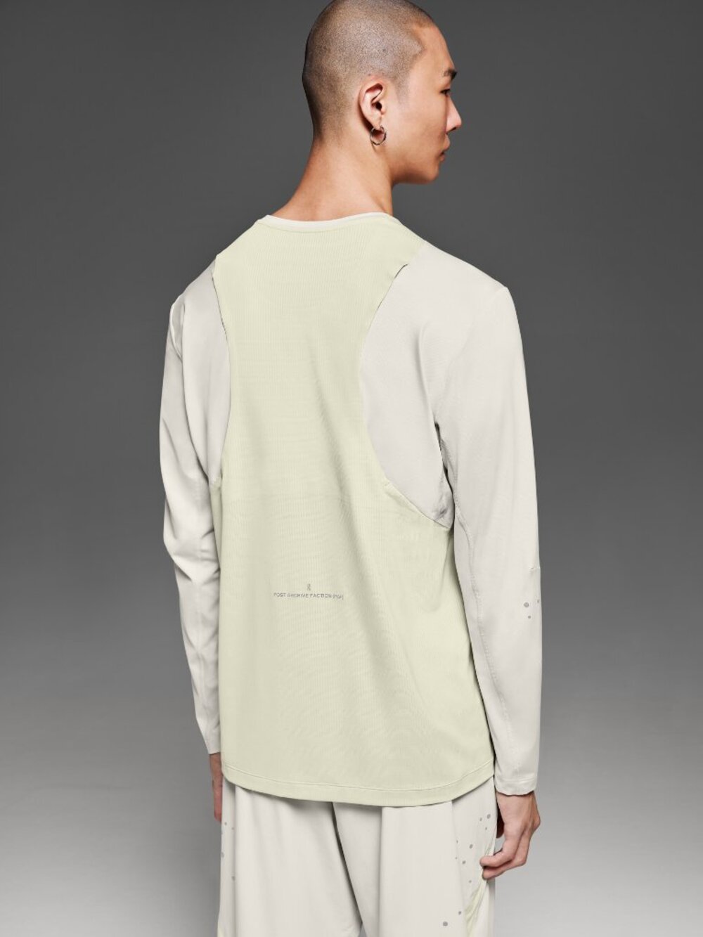 On x PAF Running Long-T PAF 1 U Tee Moondust Chalk Size M NEW